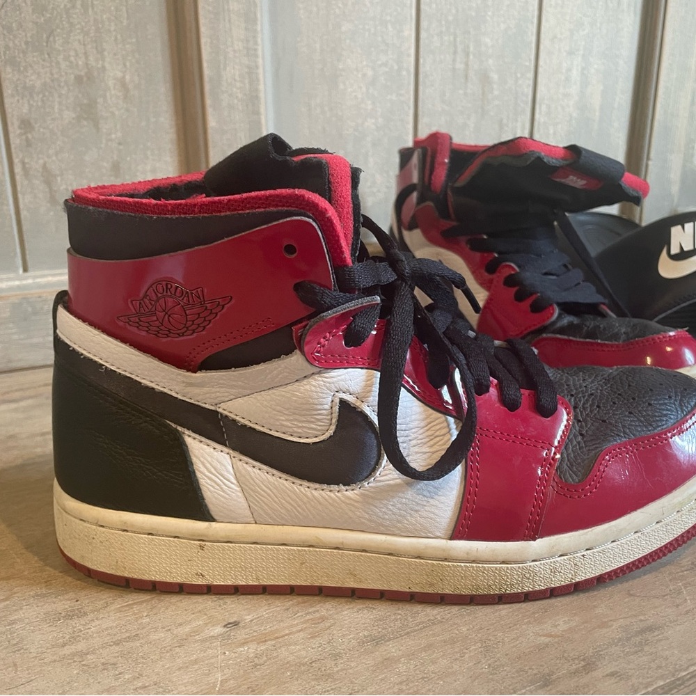 Women’s Air Jordan 1 high zoom comfort Chicago bulls
